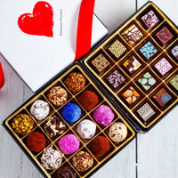 I Love You Queen Size Mixed Box (32 Pcs: 16 Bonbons, 16 truffles) - Romanicos Chocolate