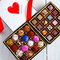 I Love You Queen Size Mixed Box (32 Pcs: 16 Bonbons, 16 truffles) - Romanicos Chocolate
