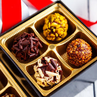 Piccolo Size Signature Truffles I Love You Box - Romanicos Chocolate