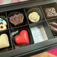 The Woman's Box Special Collection - Romanicos Chocolate