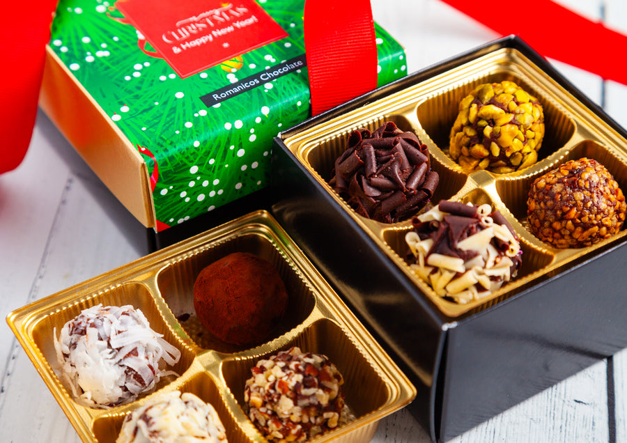 Merry Christmas Piccolo Size Signature Truffles Box