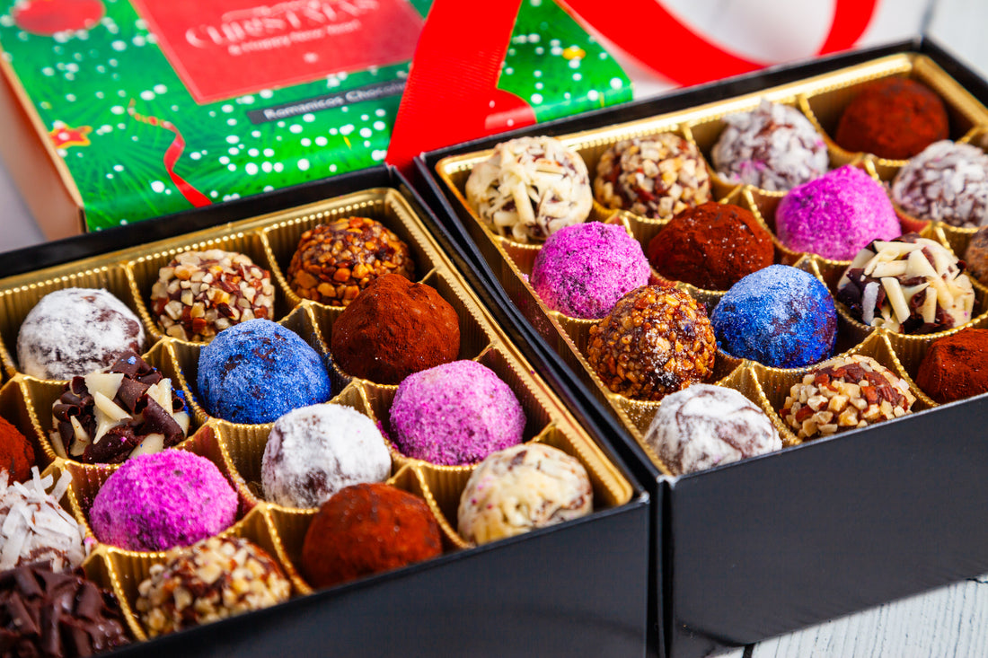 Merry Christmas Double Queen Signature Truffle Box (32 Pcs)