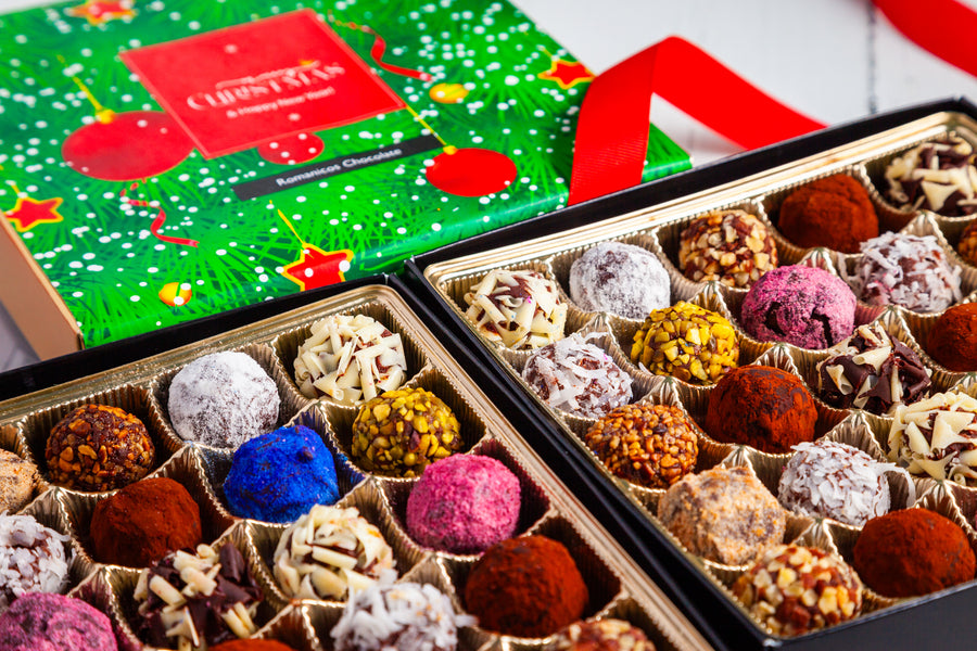 Merry Christmas Double King Size Signature Truffle Box (50 Pcs)