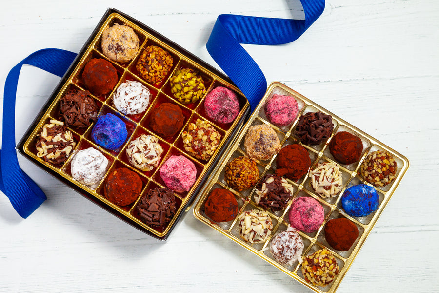 Father's Day Double Queen Signature Truffle Box (32 Pieces)