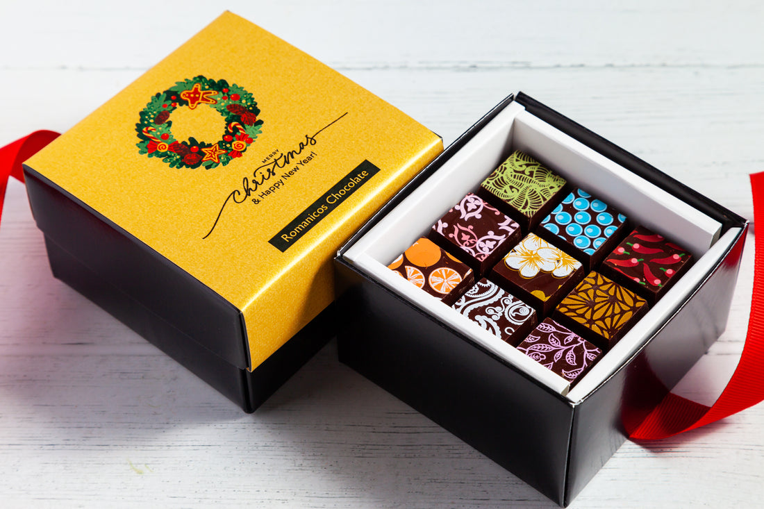 Merry Christmas Piccolo Size Chocolate Art Box
