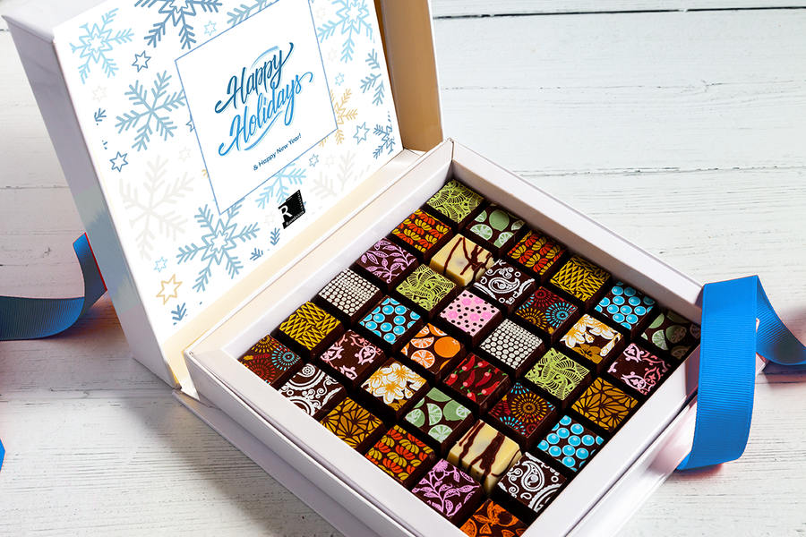 Happy Holidays 36pc Scrabble Chocolate Art