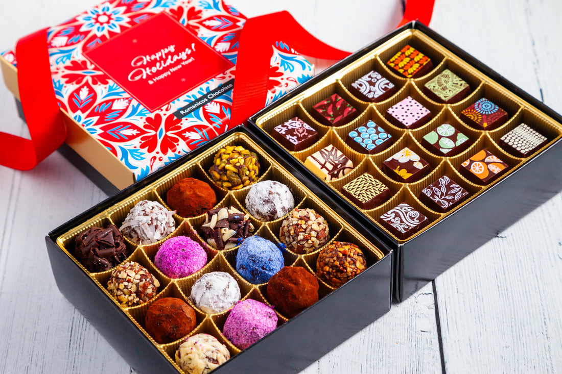 Happy Holidays Queen Size Mixed Box (32 Pcs: 16 Bonbons, 16 truffles)