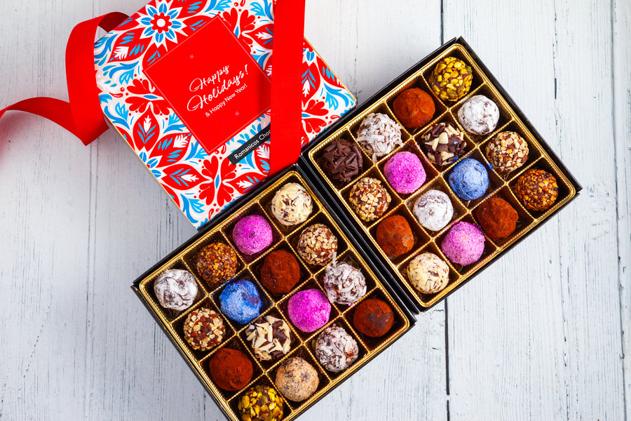 Happy Holidays Double Queen Signature Truffle Box (32 Pcs)