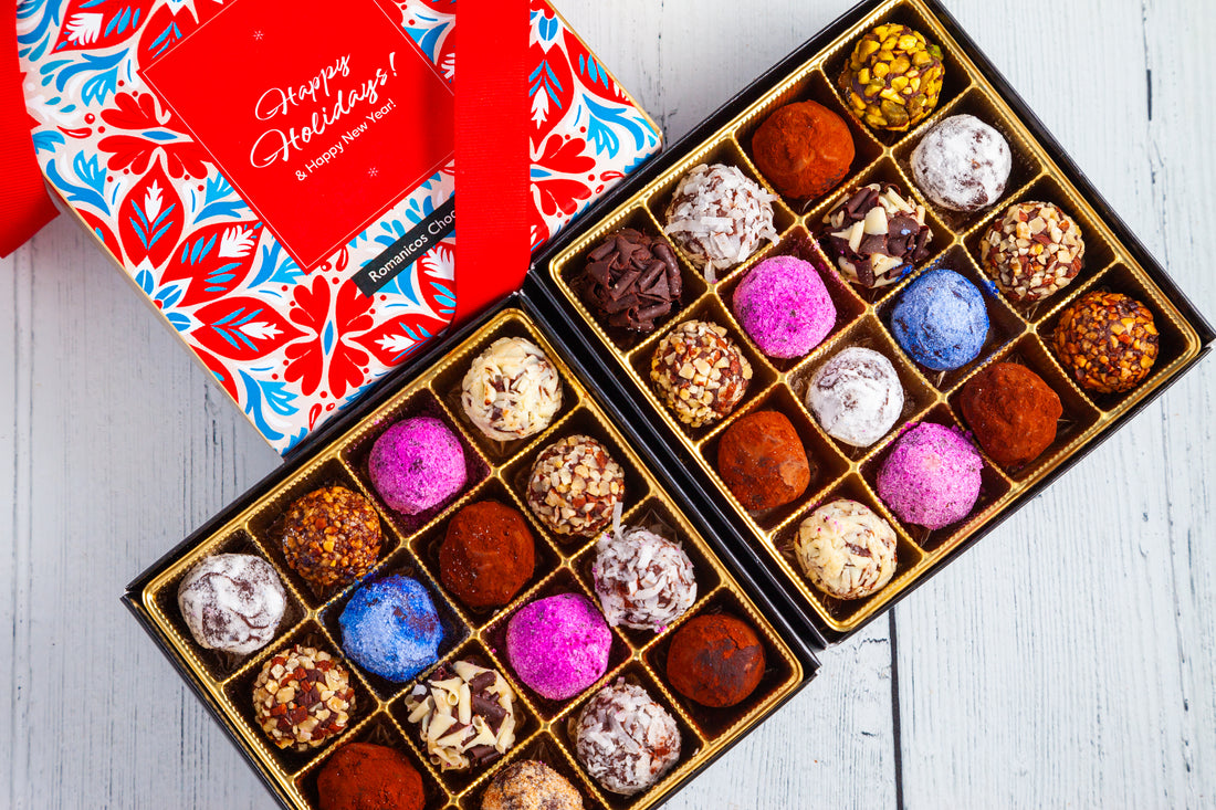 Happy Holidays Double Queen Signature Truffle Box (32 Pcs)