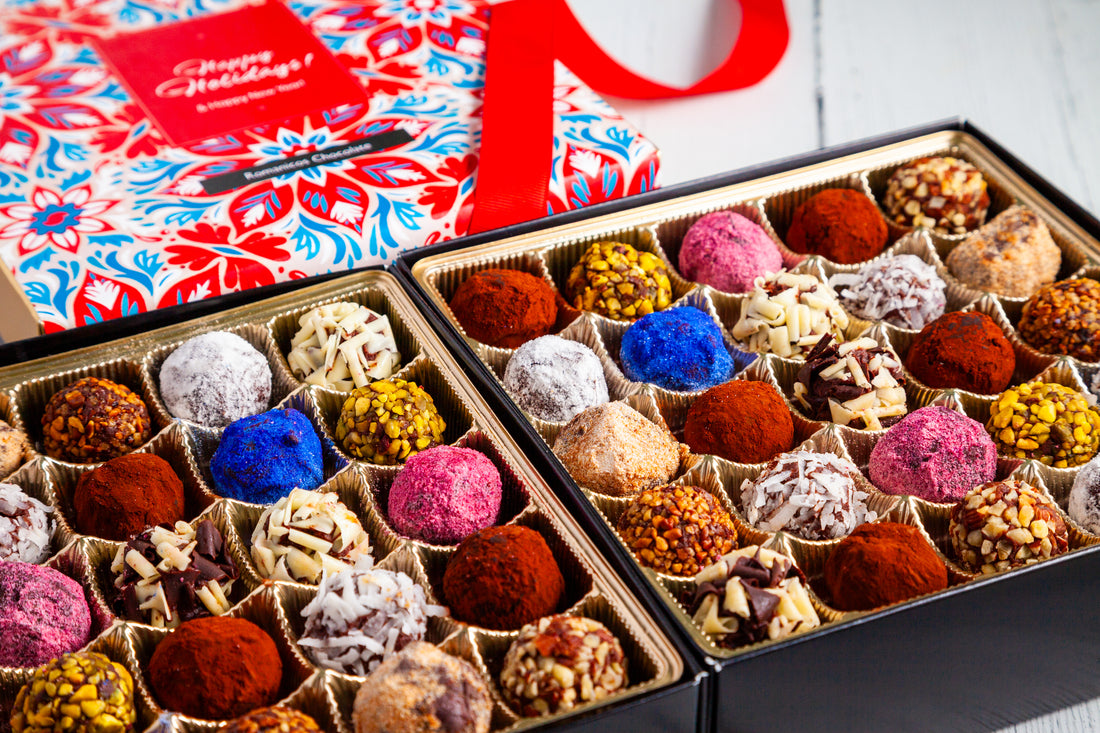 Happy Holidays Double King Size Signature Truffle Box (50 Pcs)