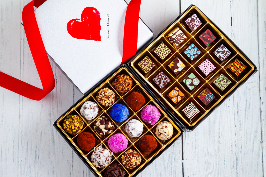 I Love You Queen Size Mixed Box (32 Pcs: 16 Bonbons, 16 truffles)