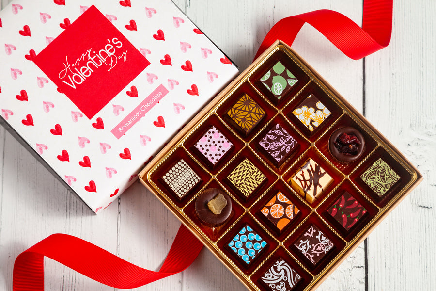 Valentine's Day Single Queen Size Chocolate Art Box (16 Pcs)