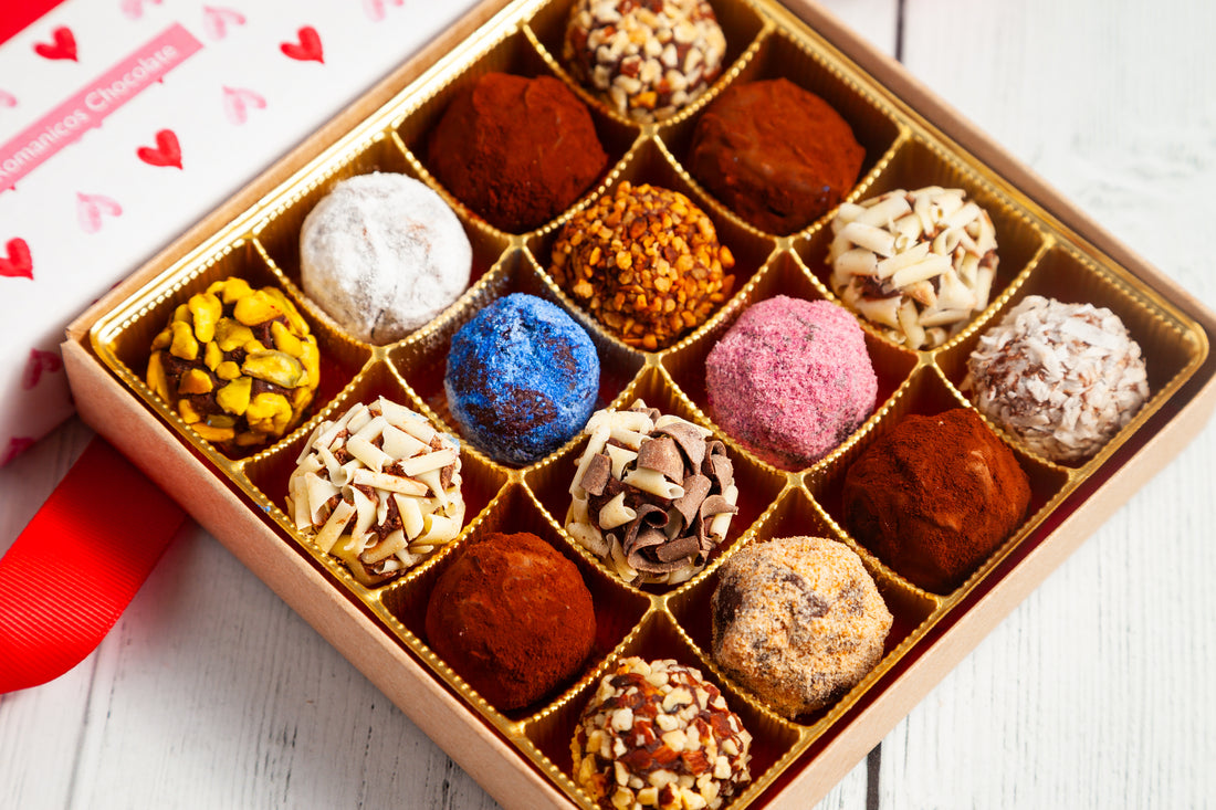 Valentine's Day Single Queen Size Signature Truffle Box (16 Pieces)