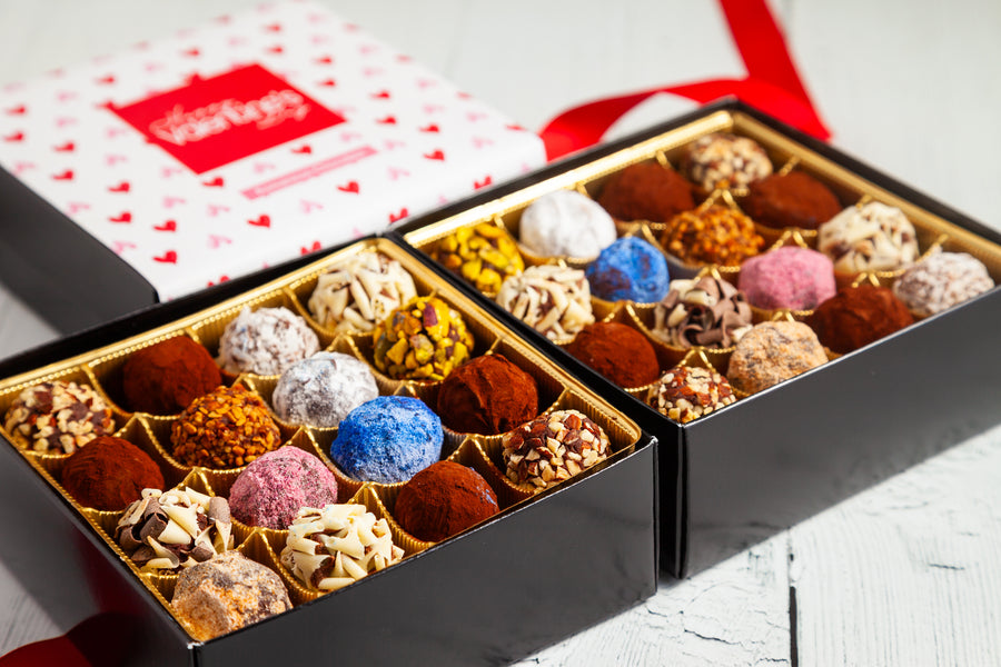 Valentine's Day Double Queen Signature Truffle Box (32 Pcs)