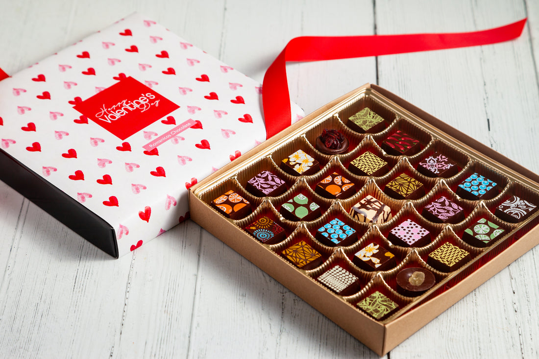 Valentine's Day Single King Size Chocolate Art Box (25 Pcs)