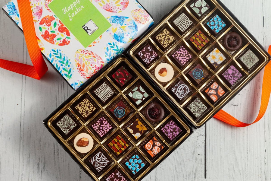 Easter Double Queen Chocolate Art Box (32 Pieces) - Romanicos Chocolate