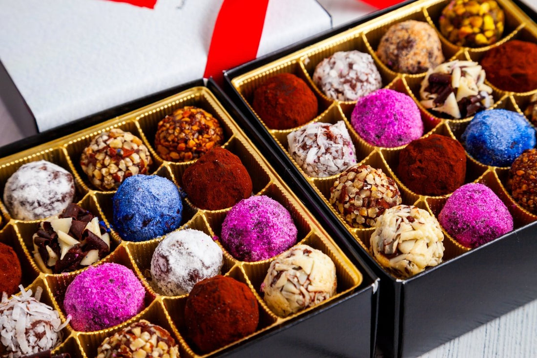 I Love You Double Queen Signature Truffle Box (32 Pcs) - Romanicos Chocolate