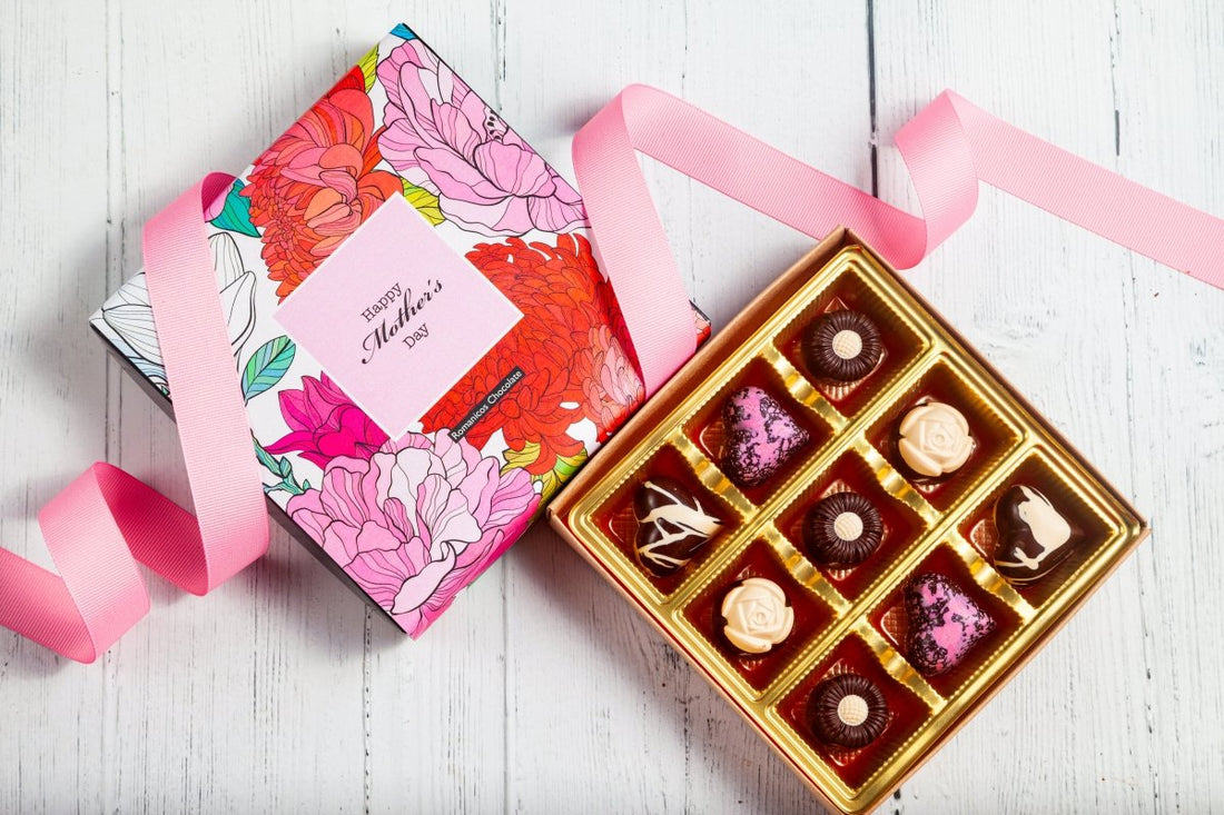Mother's Day Chocolate Heart and Flower Jewel Box (9 pcs) - Romanicos Chocolate