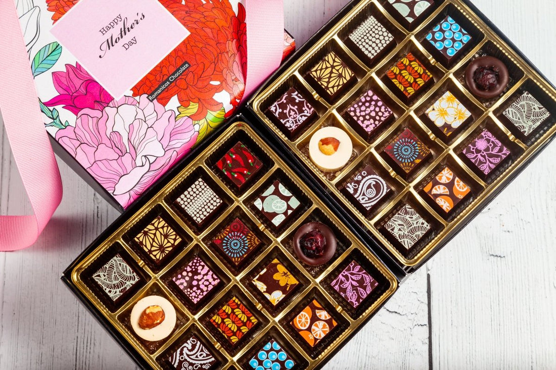 Mother's Day Double Queen Chocolate Art Box (32 Pieces) - Romanicos Chocolate