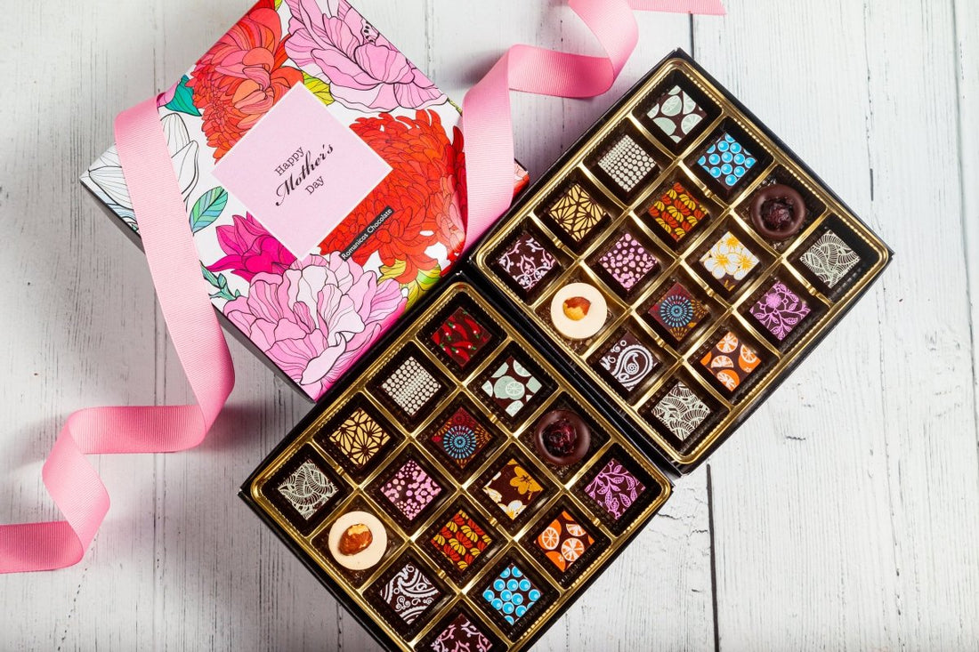 Mother's Day Double Queen Chocolate Art Box (32 Pieces) - Romanicos Chocolate