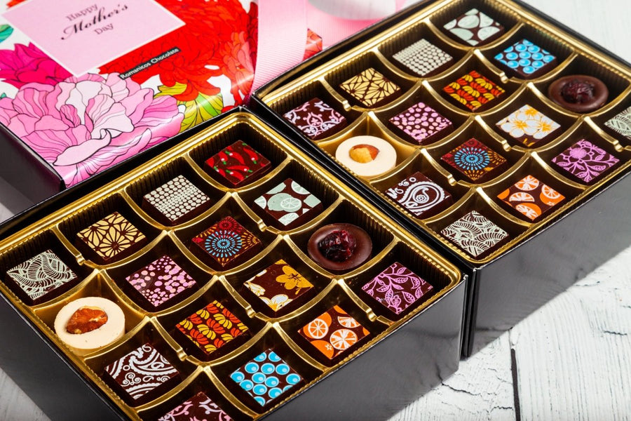 Mother's Day Double Queen Chocolate Art Box (32 Pieces) - Romanicos Chocolate