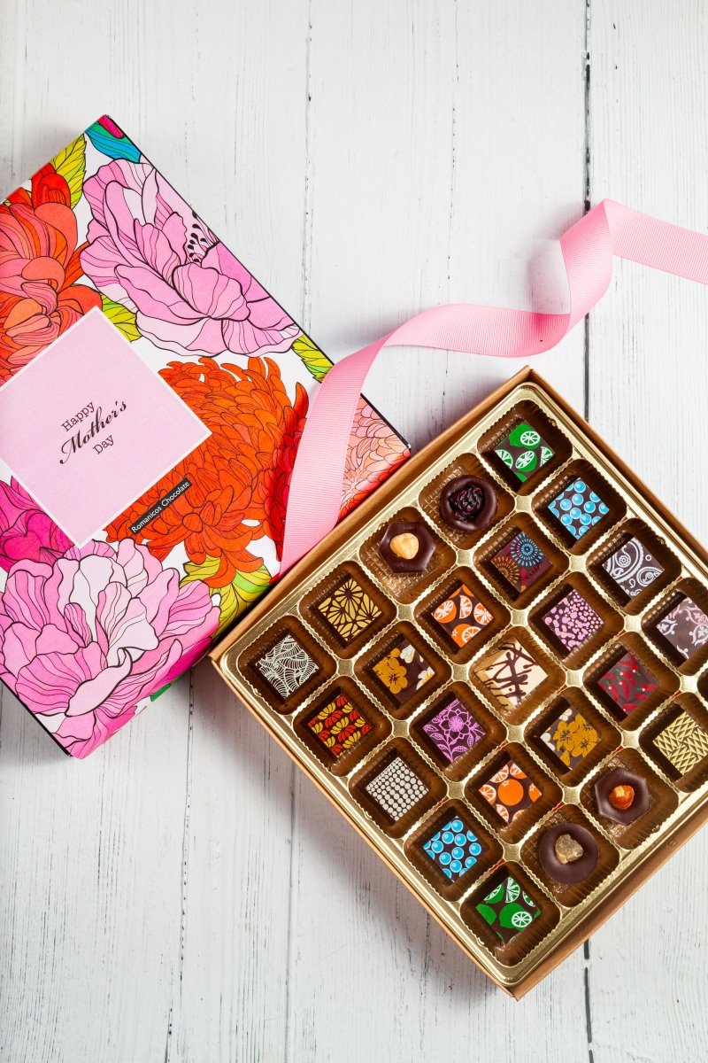 Mother's Day King Chocolate Art Box (25 Pcs) - Romanicos Chocolate