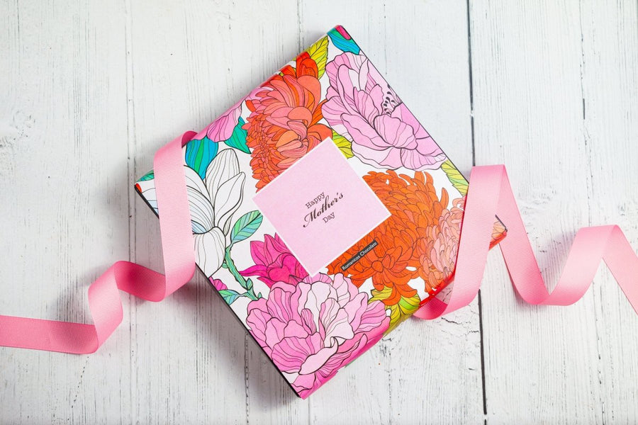 Mother's Day King Mix Box (5o Pcs: 25 Bonbons, 25 Truffles) - Romanicos Chocolate