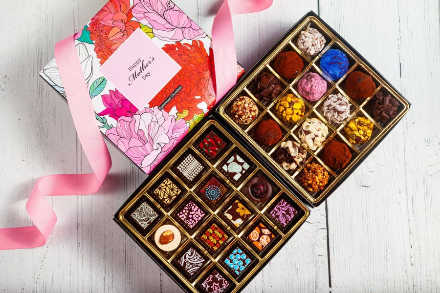 Mother's Day Queen Mix Box (32 Pcs: 16 Bonbons and 16 Truffles) - Romanicos Chocolate