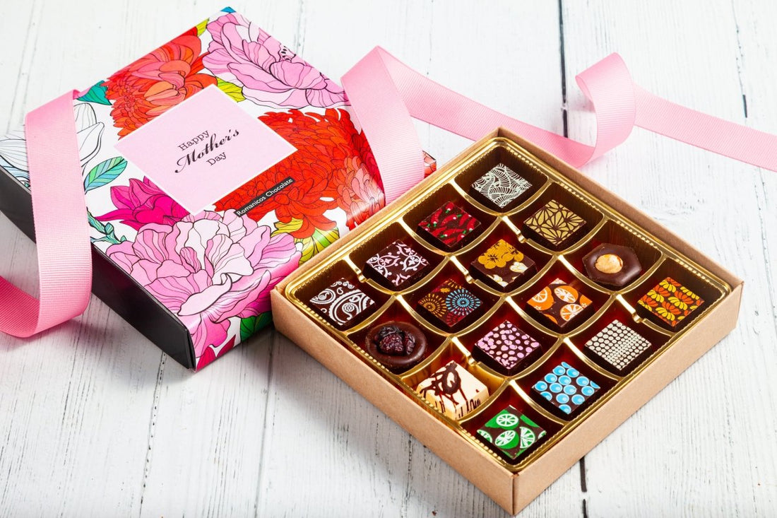 Mother's Day Single Queen Chocolate Art Box (16 Pieces) - Romanicos Chocolate