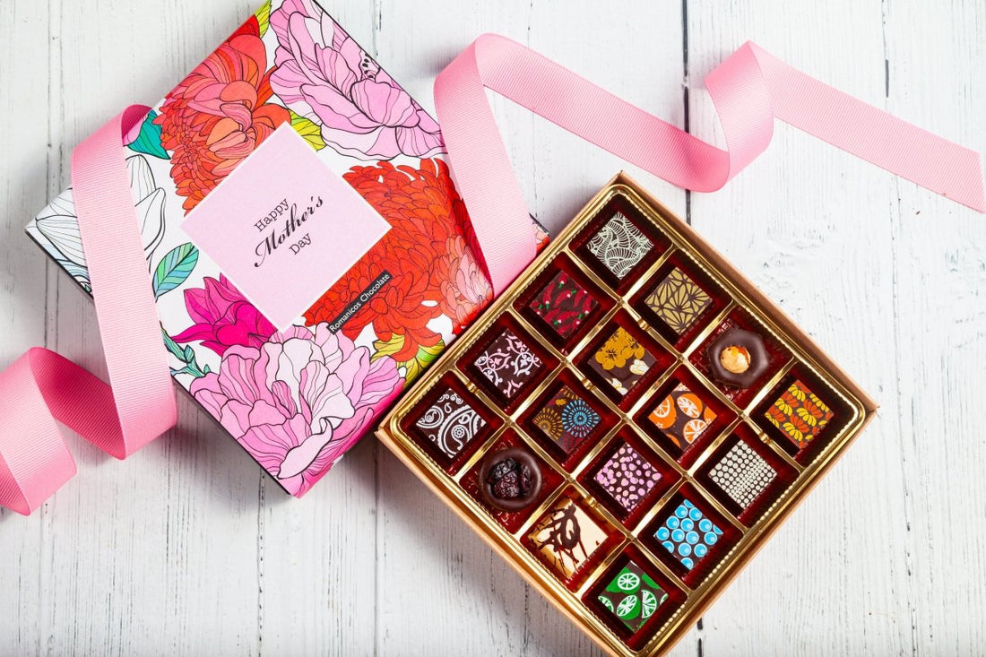 Mother's Day Single Queen Chocolate Art Box (16 Pieces) - Romanicos Chocolate