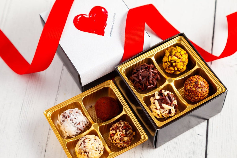 Piccolo Size Signature Truffles I Love You Box - Romanicos Chocolate