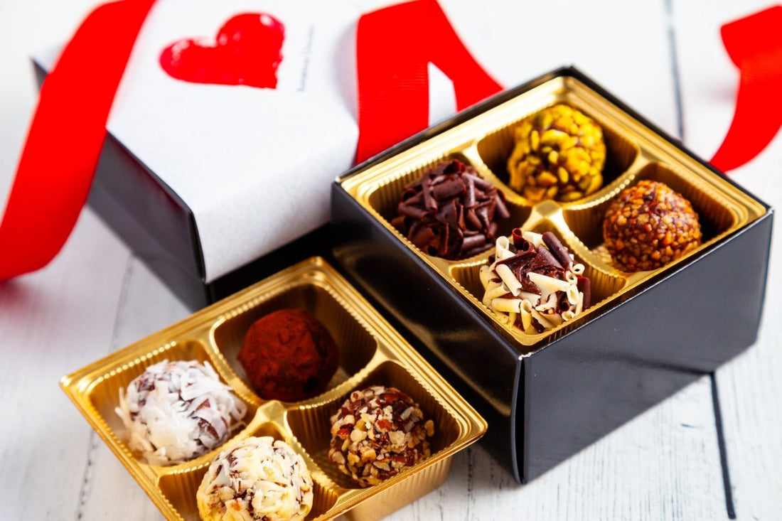 Piccolo Size Signature Truffles I Love You Box - Romanicos Chocolate
