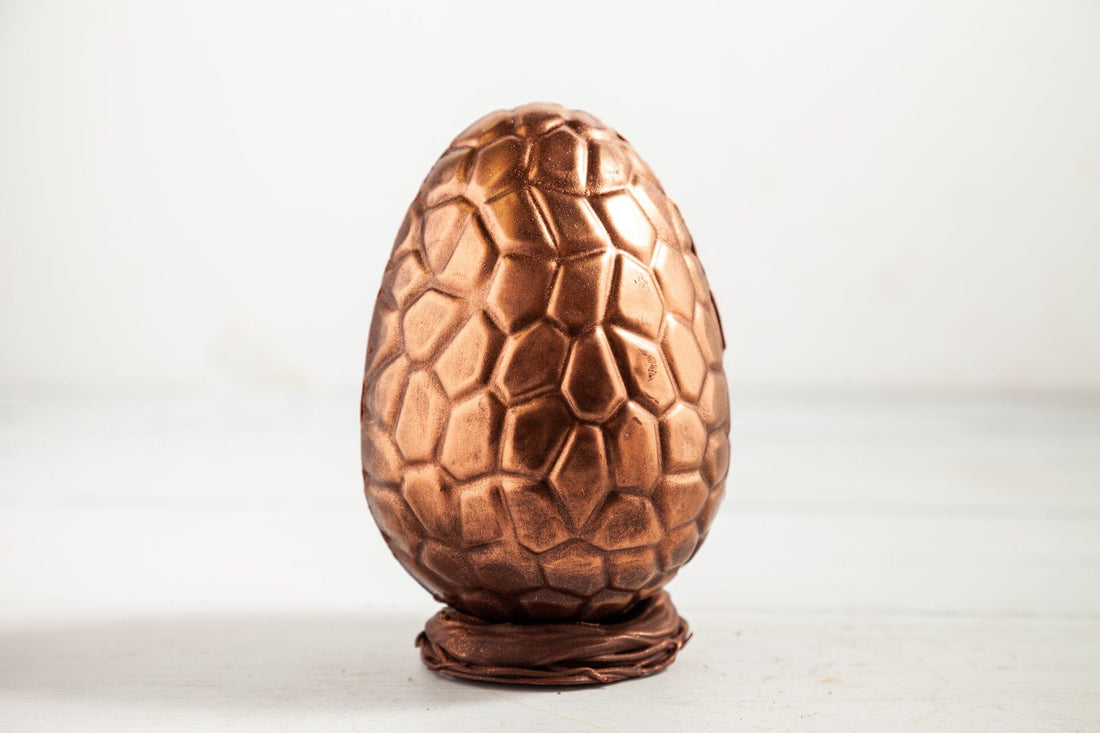 Vintage Chocolate Easter Egg (Limited Edition) Romanicos Chocolate 