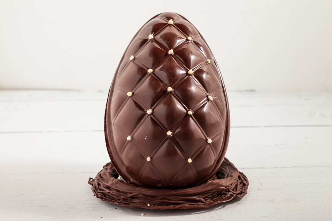 Large Gourmet Easter Egg Romanicos Chocolate 