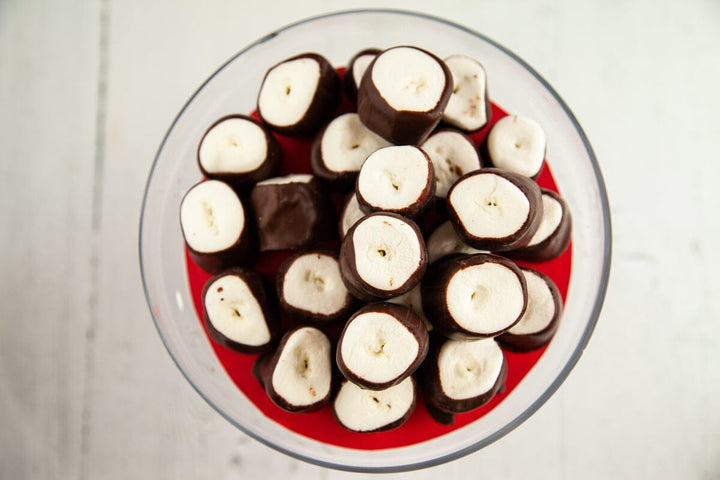 Marshmallows dipped in dark chocolate - Romanicos Chocolate