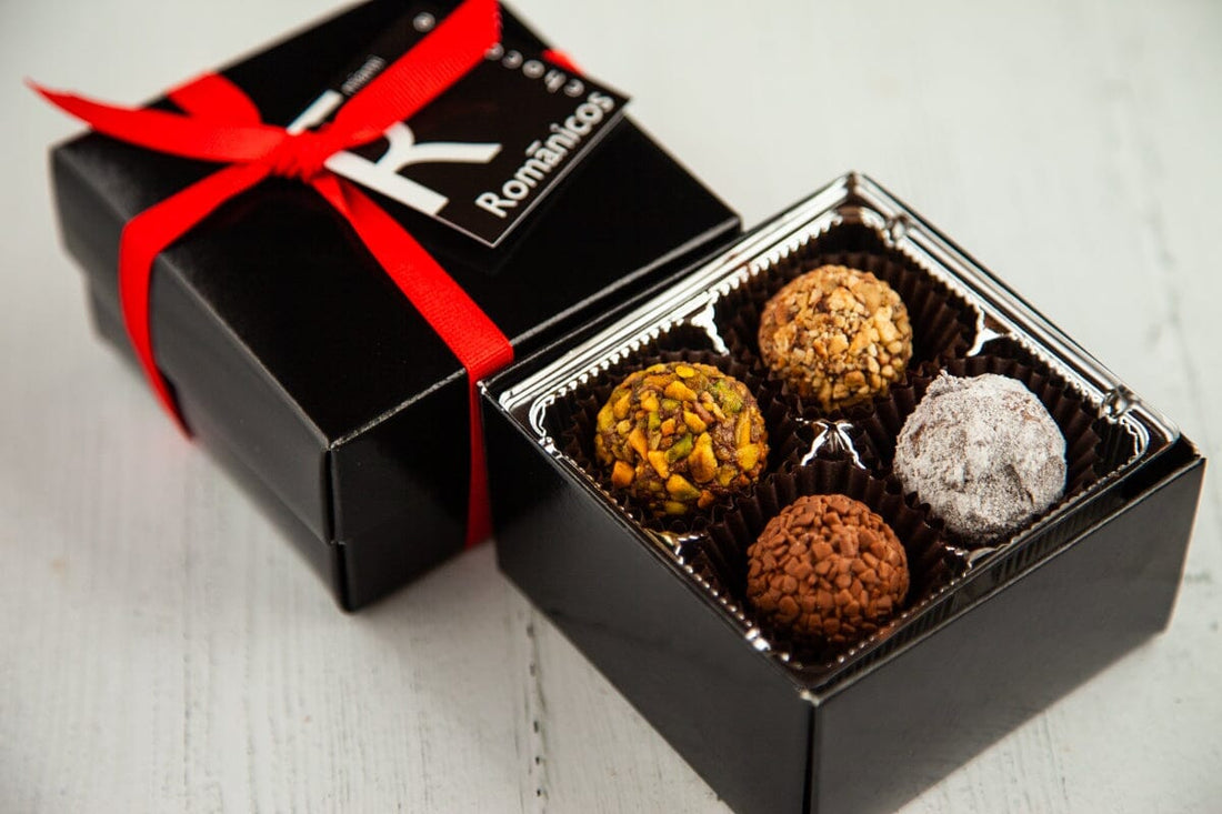 Piccolo Size Signature Truffles Box - Romanicos Chocolate