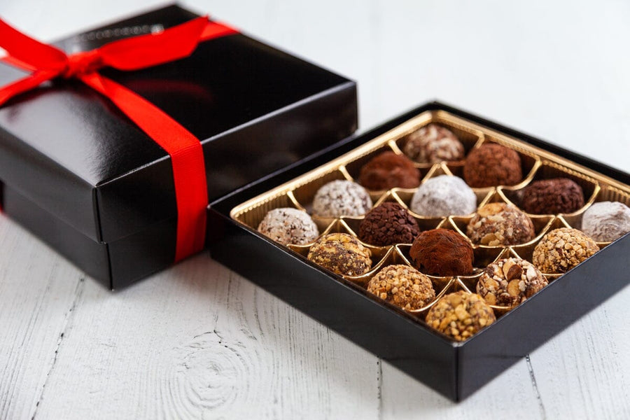 Queen Size Signature Truffle Box - Romanicos Chocolate