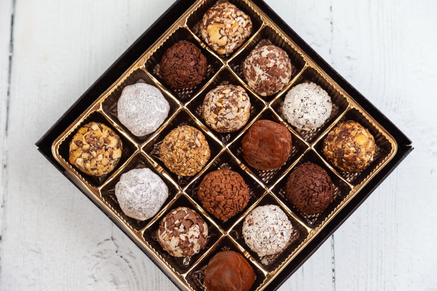 Queen Size Signature Truffle Box - Romanicos Chocolate