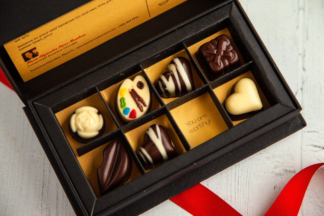 The Woman's Box Special Collection Romanicos Chocolate 